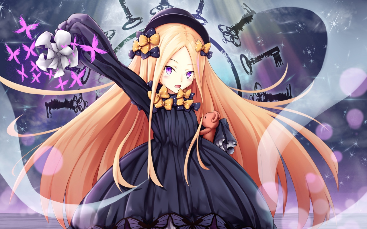 Девушка аниме с розовыми волосами в фиолетовом платье 