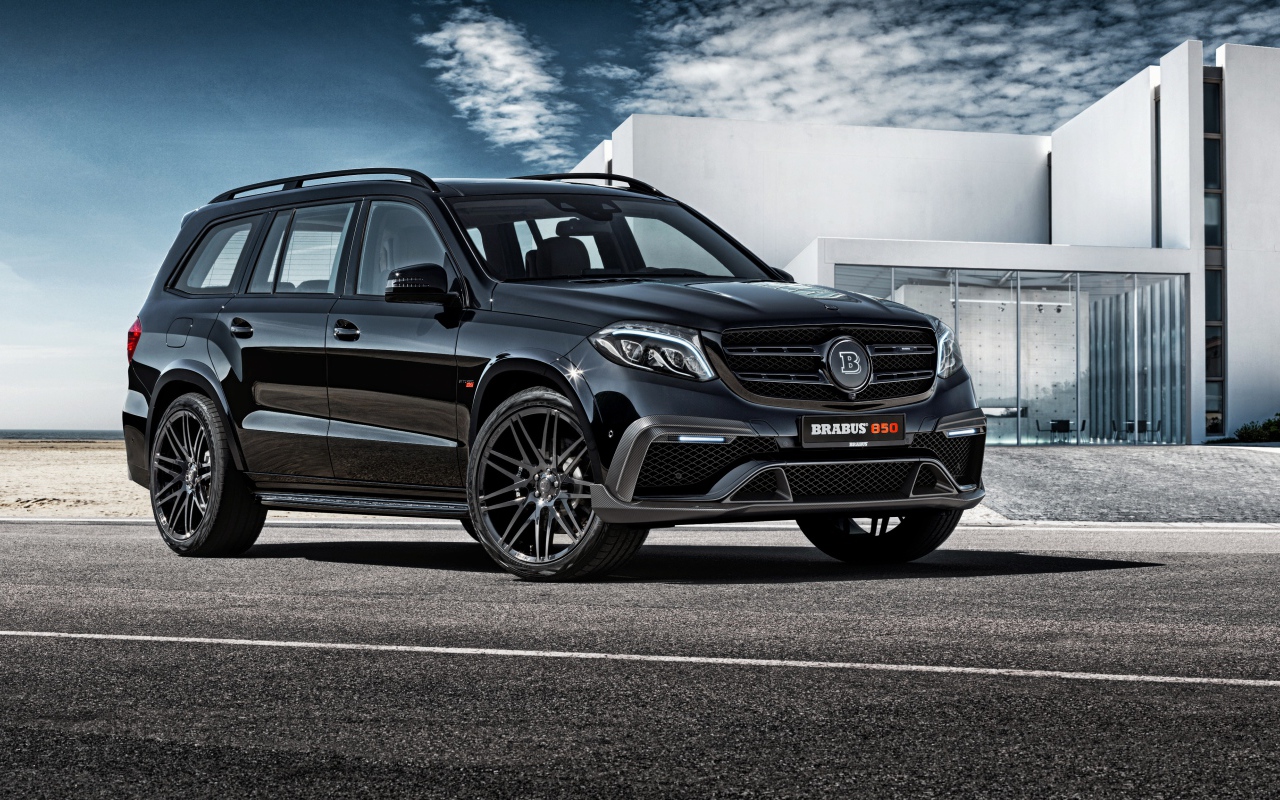 Стильный черный внедорожник Mercedes-Benz GL-Class