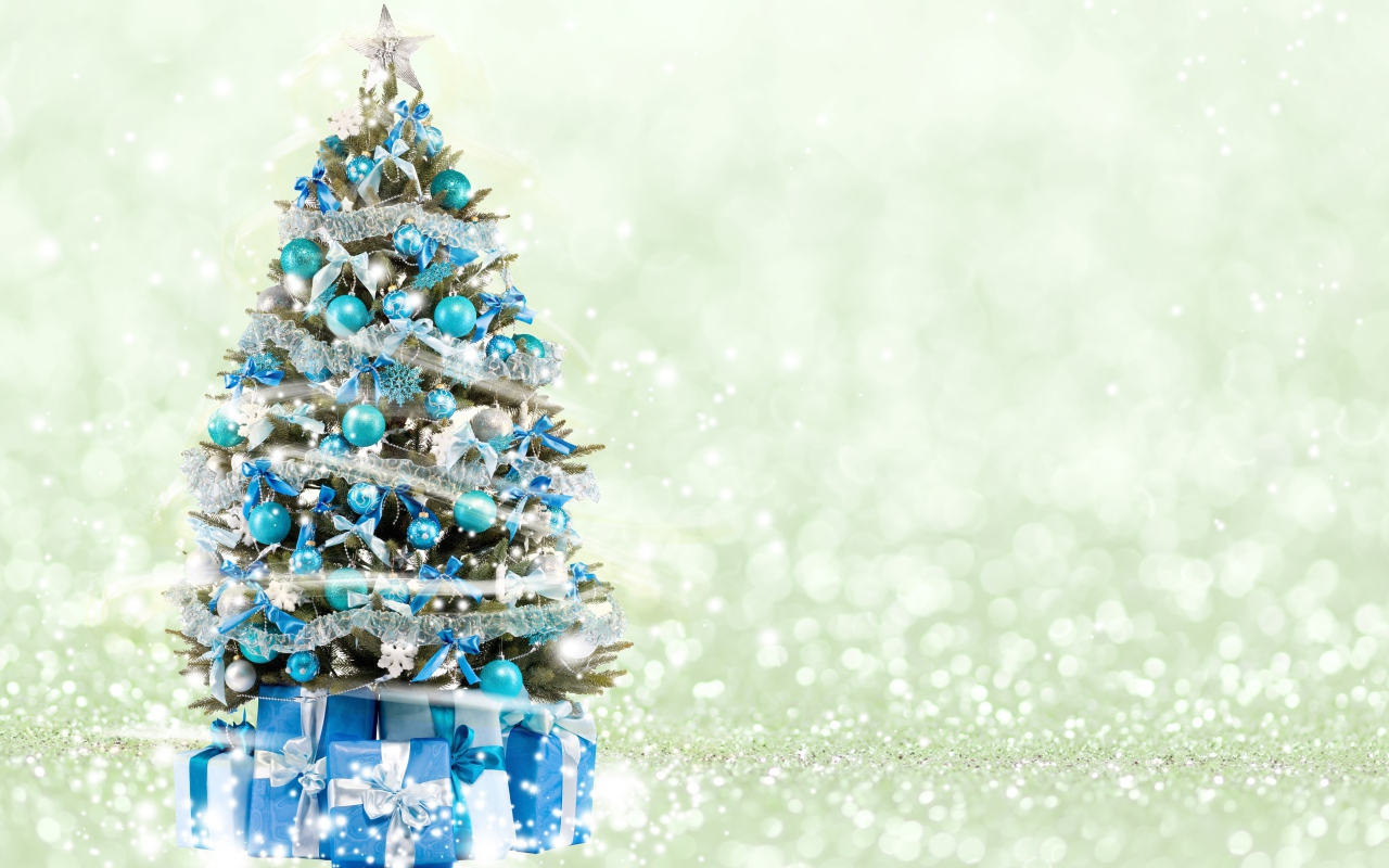 Наряженная елка с подарками, фон для открытки на Новый год и Рождество 