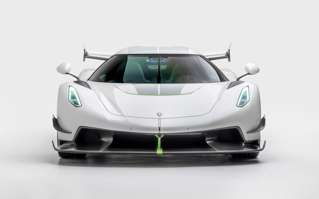 Быстрый спортивный автомобиль Koenigsegg Jesko 