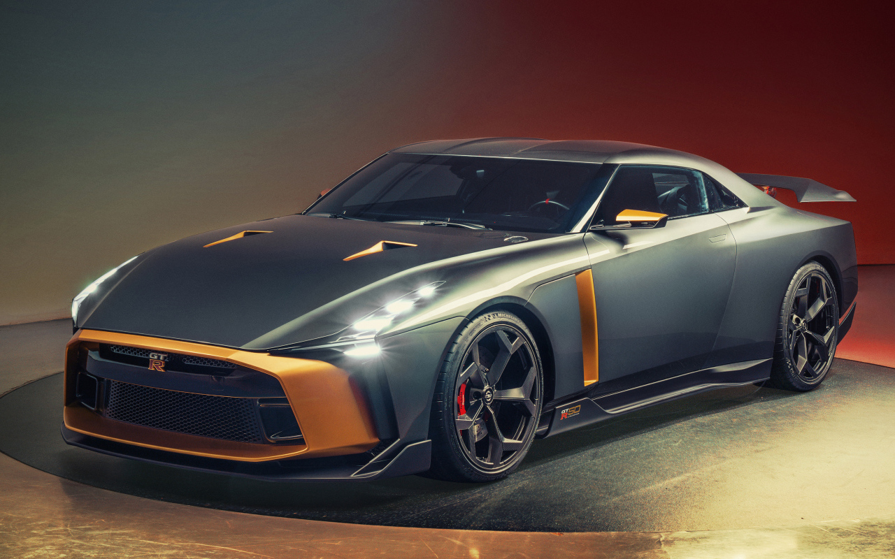 Спортивный автомобиль Nissan GT-R50 Concept 2018 года
