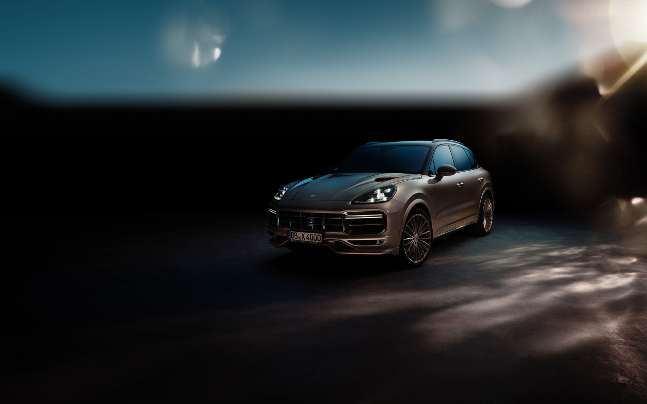 Коричневый внедорожник Porsche Cayenne Turbo, 2018 года