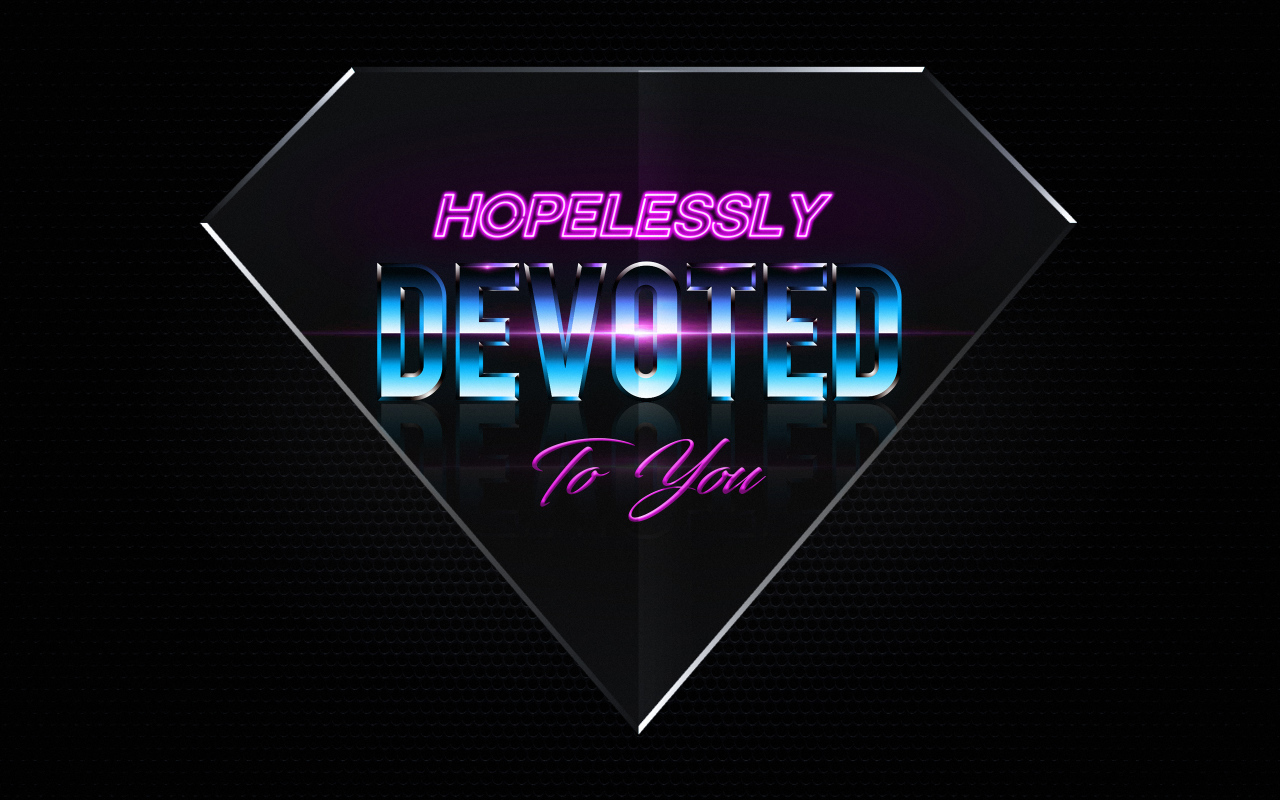 Надпись на английском Devoted to you Hopeless на черном фоне