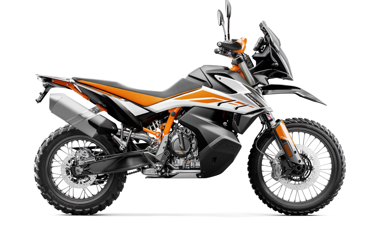 Мотоцикл KTM  790 Adventure R, 2019 года на белом фоне