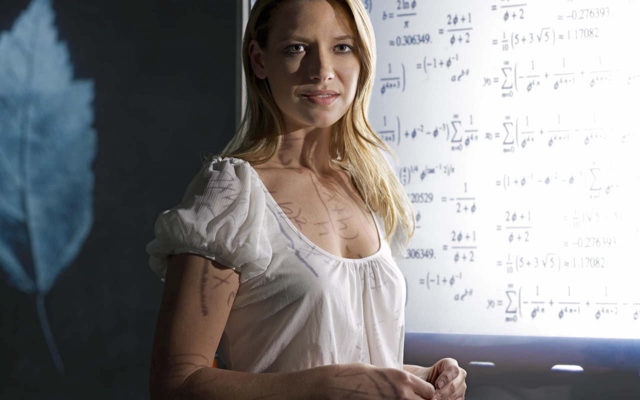 Красивая блондинка, актриса Анна Торв