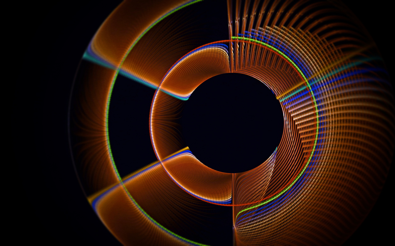 Коричневый фрактальный рисунок с радужными линиями на черном фоне