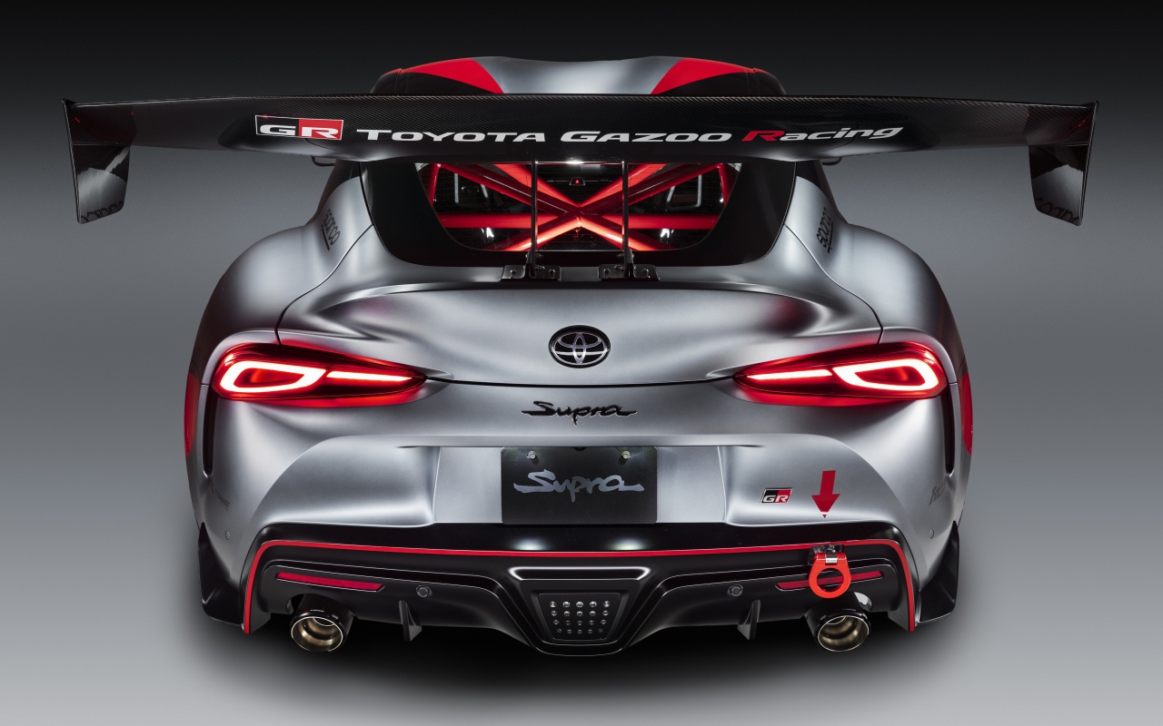 Спортивный автомобиль Toyota GR Supra Track Concept 2020 года вид сзади