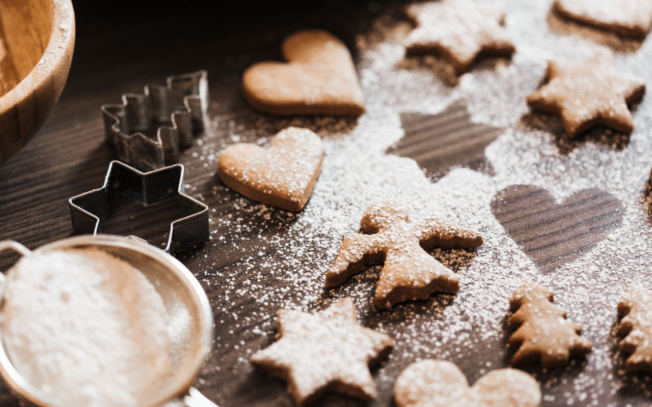 Вкусное песочное печенье с сахарной пудрой 