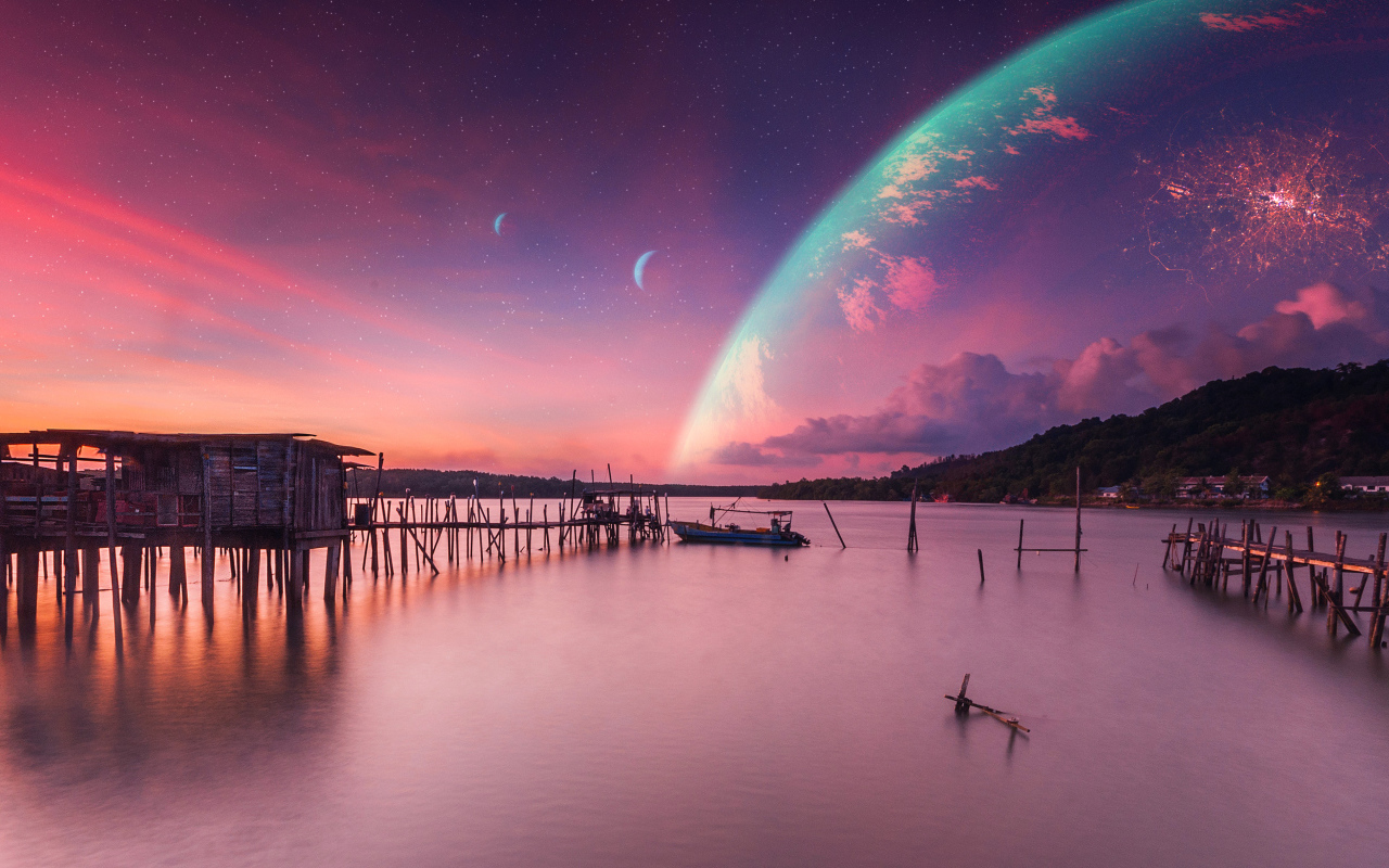 Большая планета в небе над тихим озером