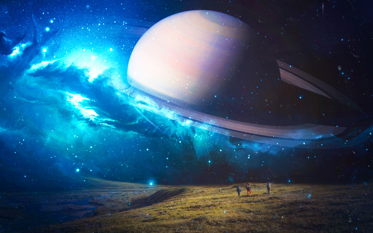 Большая планета Сатурн в неоновом небе над землей 