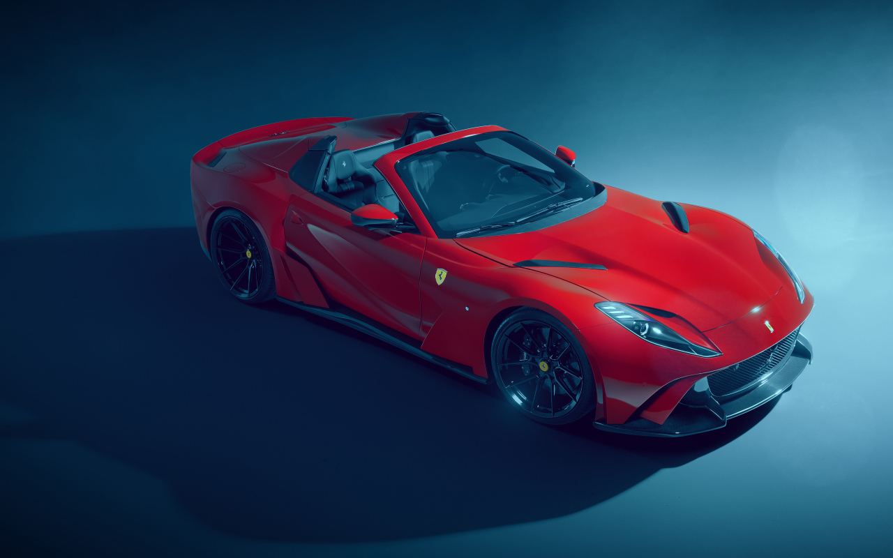 Красный автомобиль  Ferrari 812 GTS N-Largo 2021 года на сером фоне 