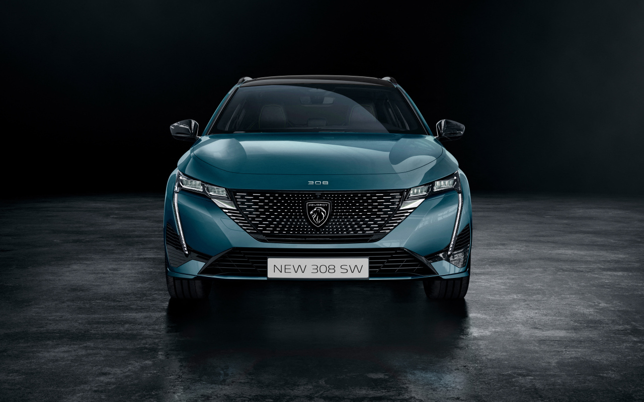 Автомобиль Peugeot 308 SW HYBRID 2021 года вид спереди
