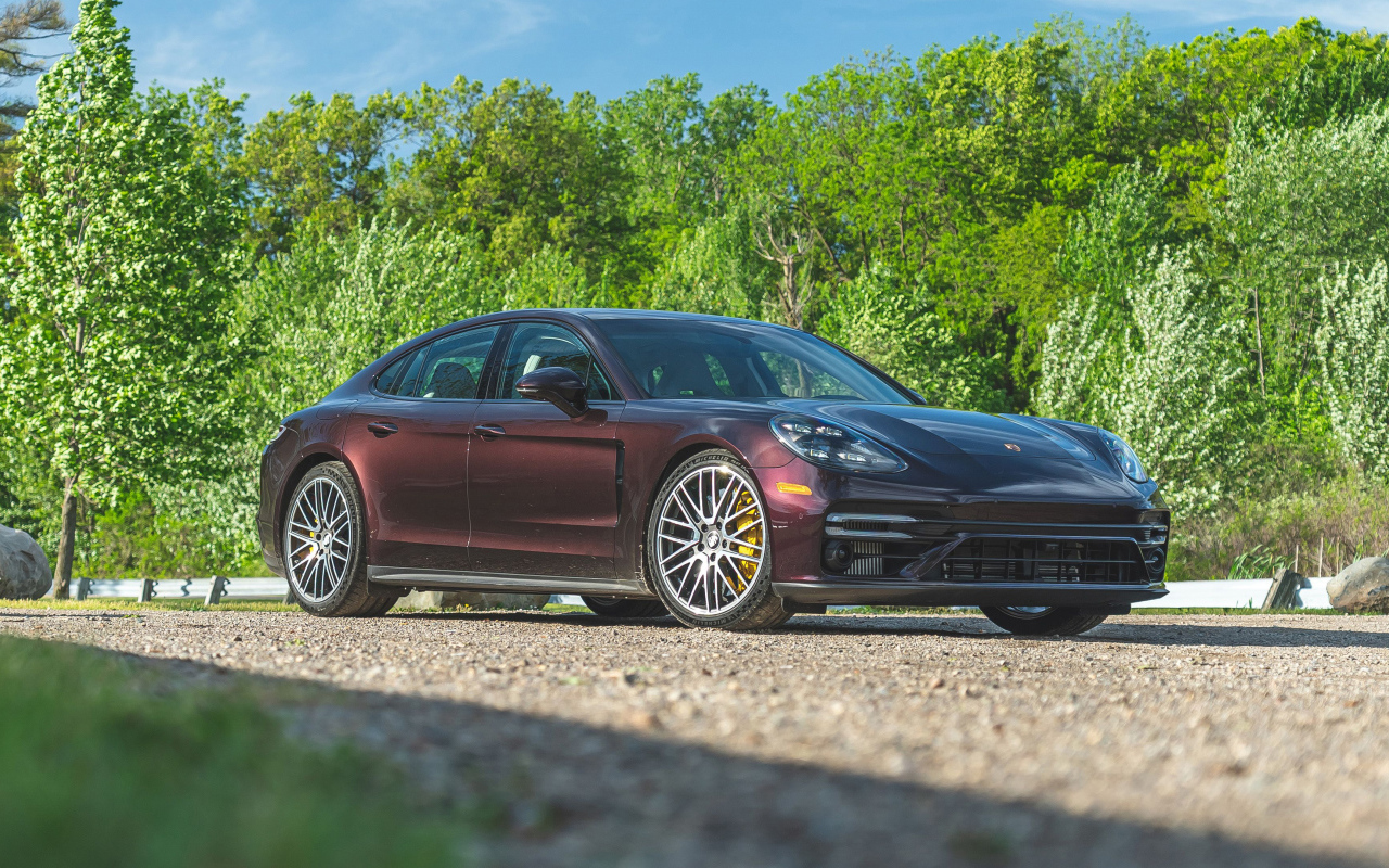Коричневый Porsche Panamera Turbo S, 2021 года