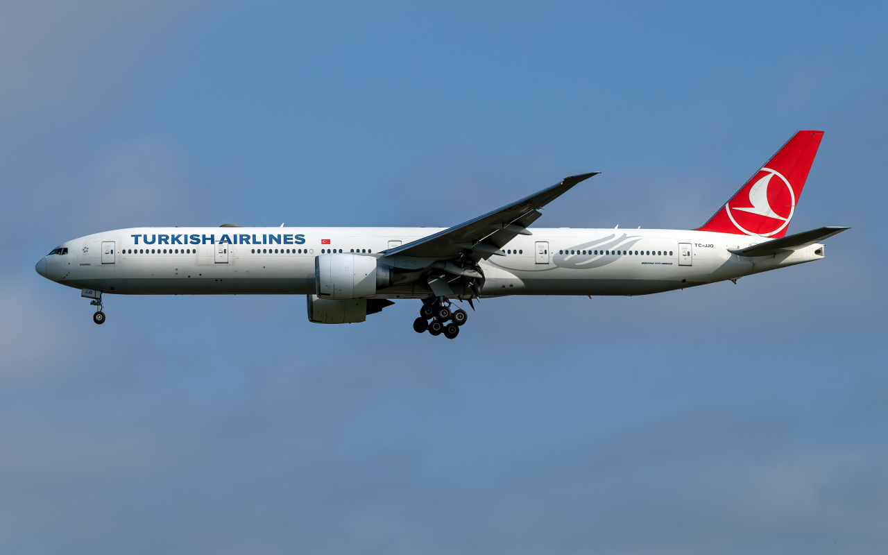 Пассажирский Boeing  777-300ER авиакомпании Turkish Airlines