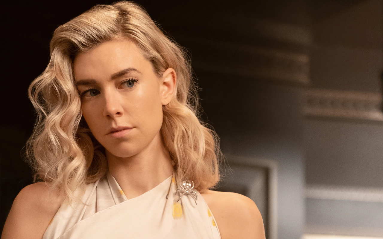 Красивая блондинка Ванесса Кирби