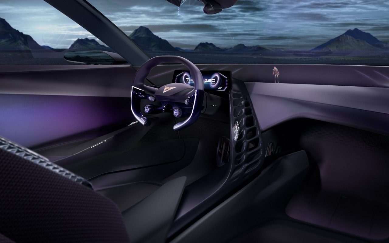 Салон автомобиля Cupra DarkRebel