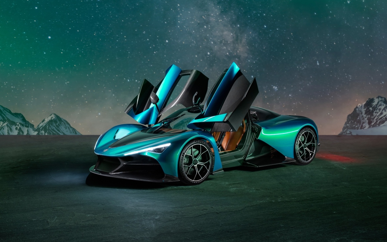 Автомобиль Zenvo Aurora Agil  с открытыми дверями