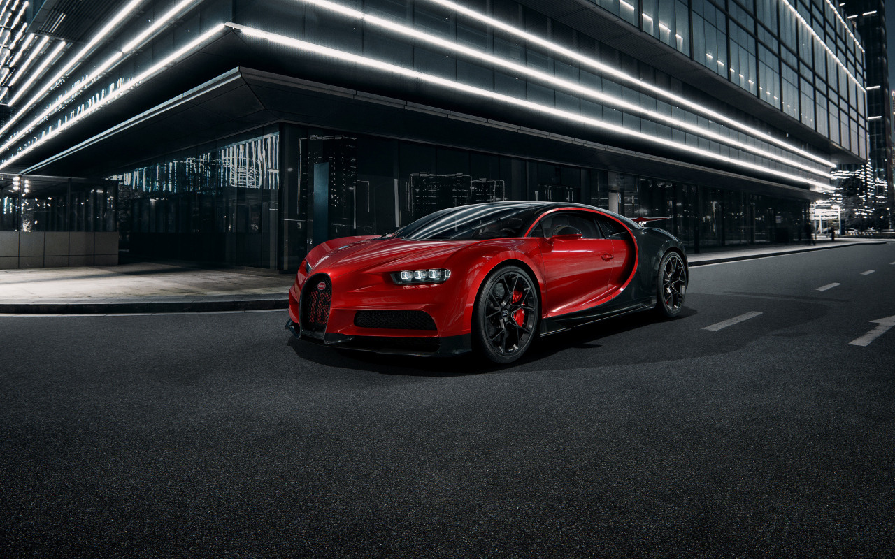 Красный Bugatti Chiron Sport
