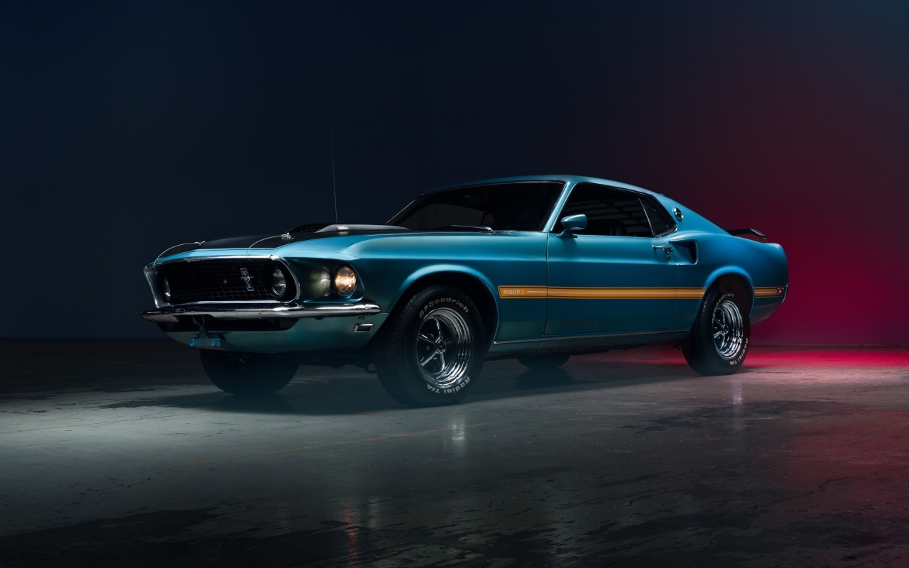 Ретро автомобиль Mustang Mach 1, 1969 года