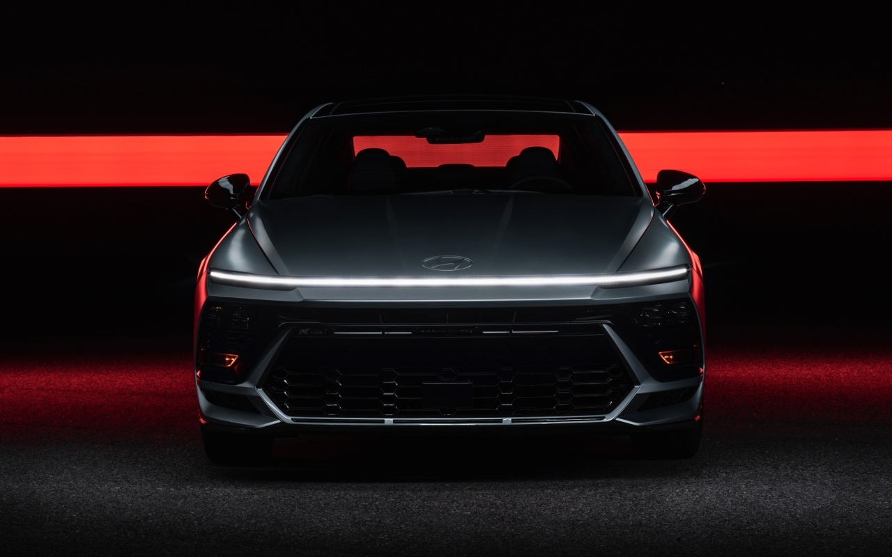 Автомобиль Hyundai Sonata N Line 2024 года вид спереди