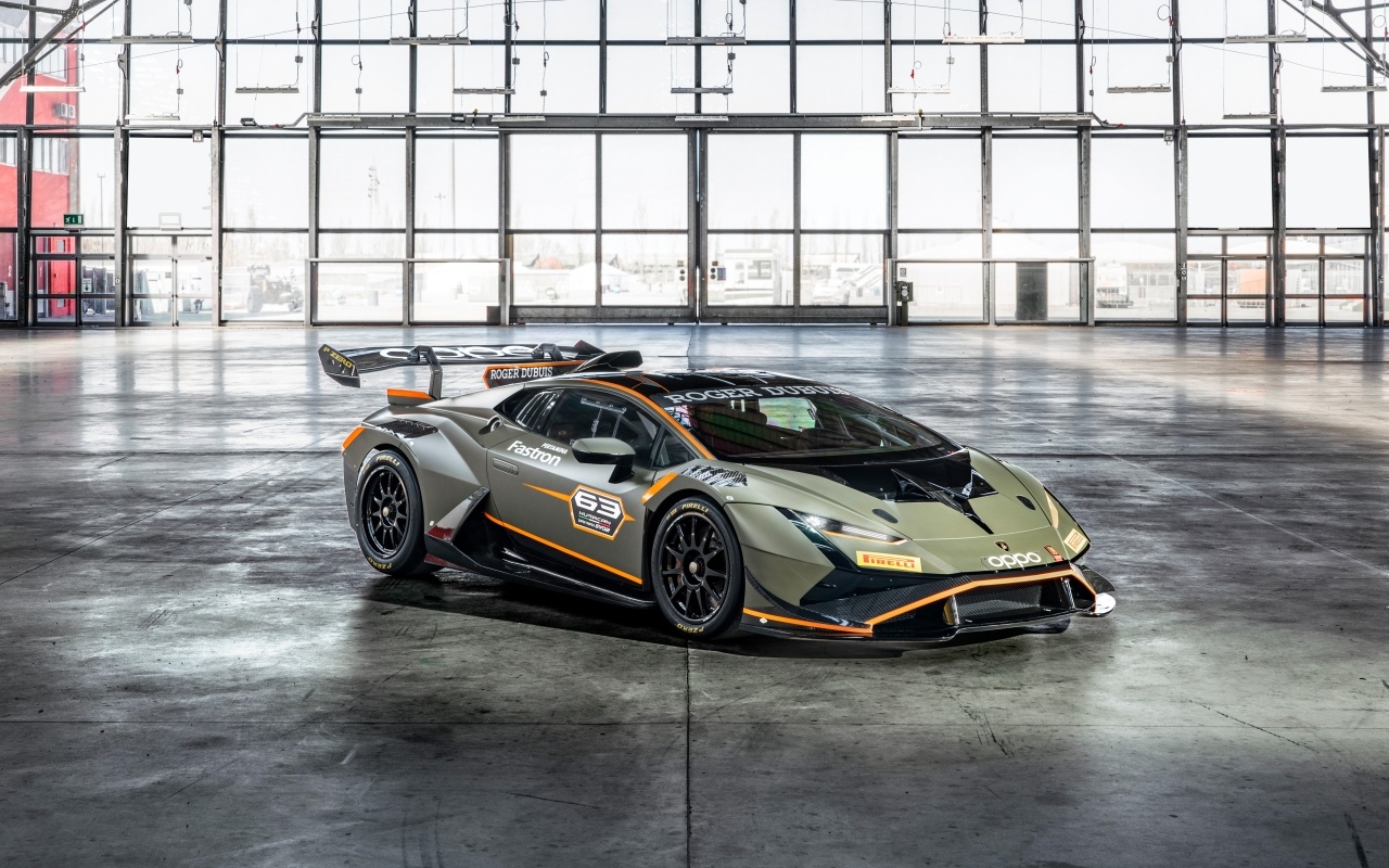 Презентация автомобиля Lamborghini Huracán Super Trofeo EVO2