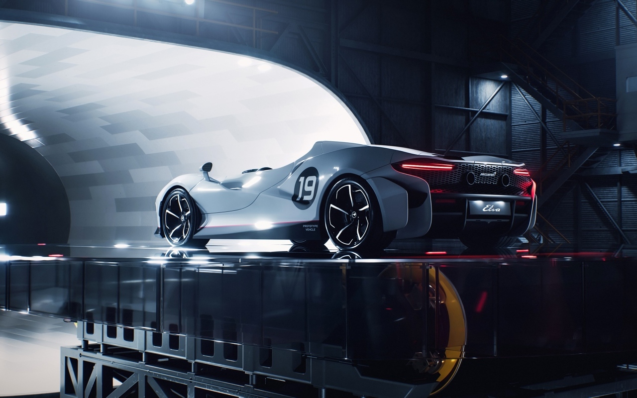 Гоночный автомобиль McLaren Elva