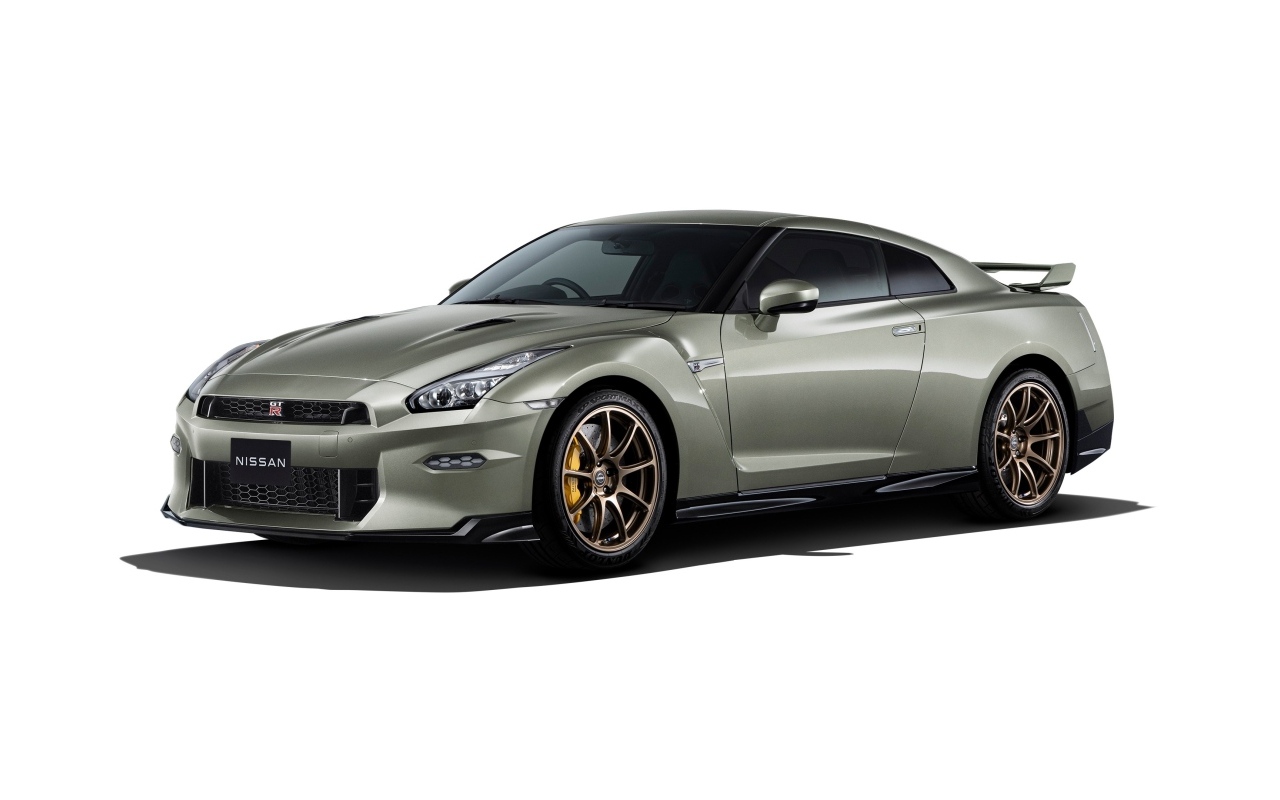 Автомобиль Nissan GT-R Premium Edition T-Spec 2023  года 