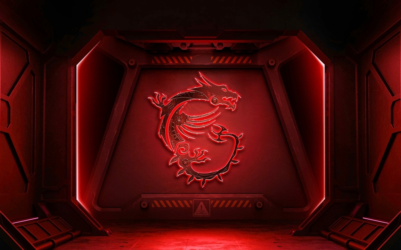 Дракон нарисован на красной железной двери