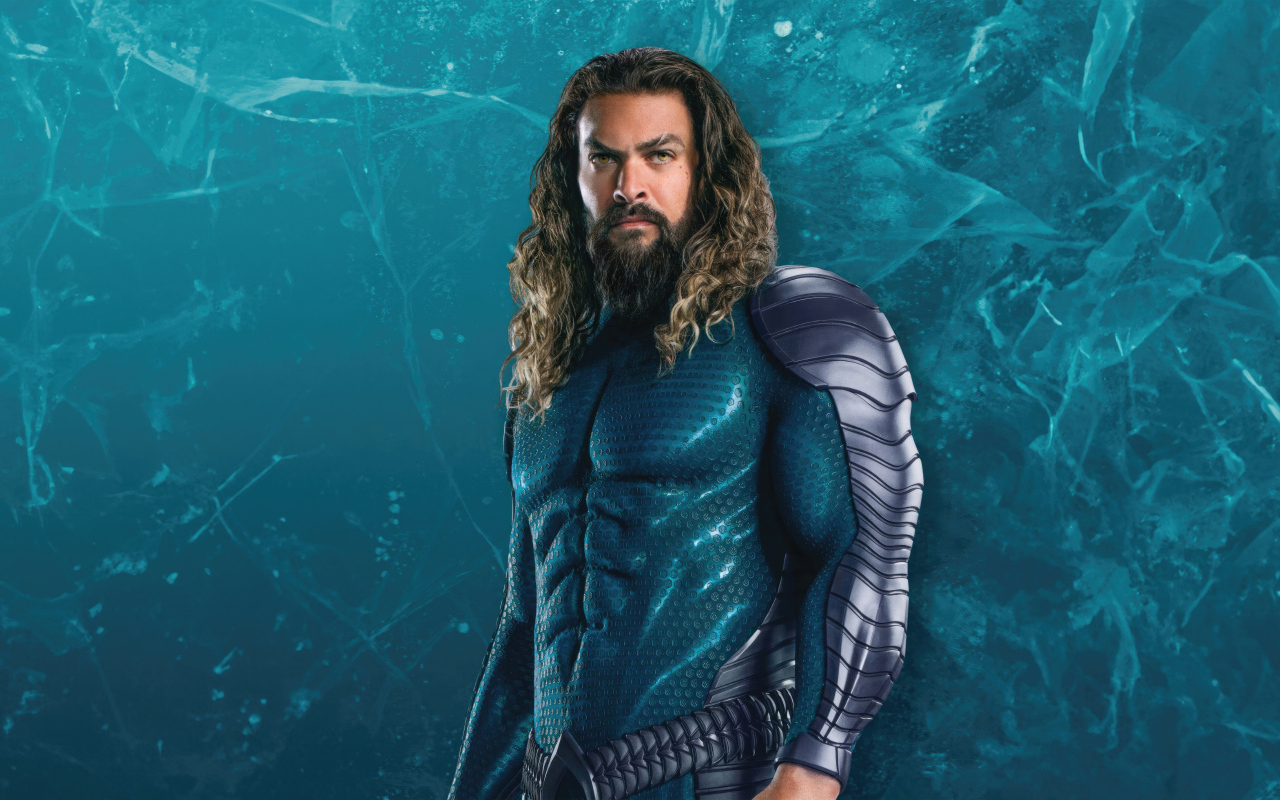 Сильный супергерой Аквамен