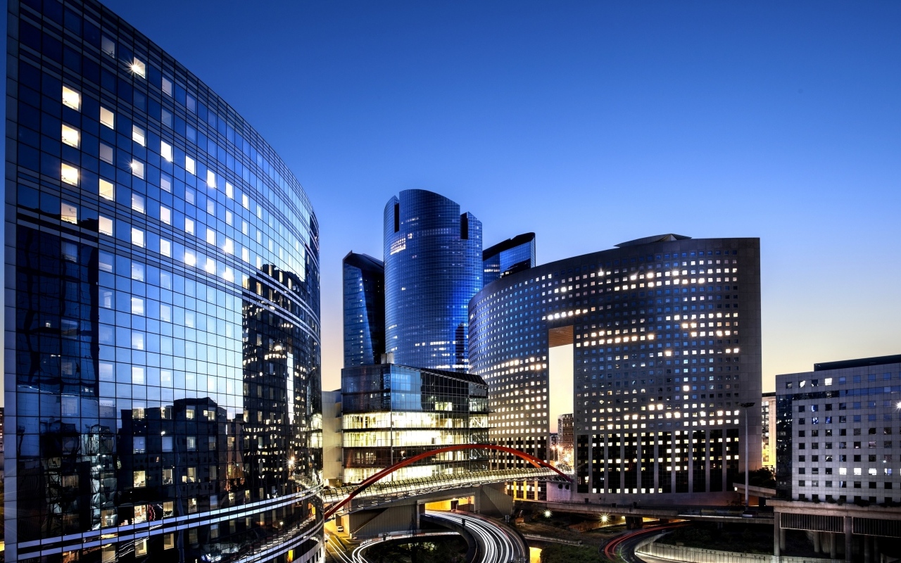 Небоскребы Парижа ночью, Франция