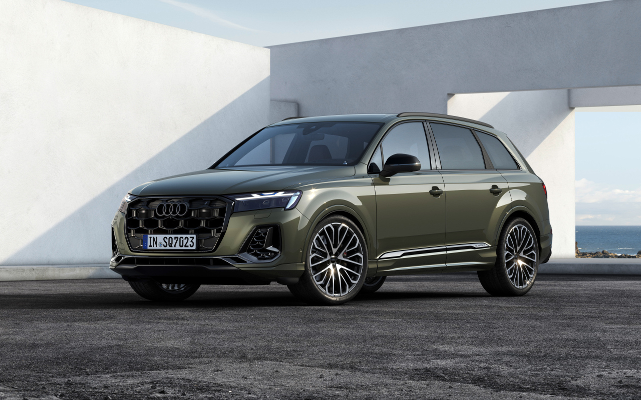 Автомобиль Audi SQ7 TFSI 2024 года