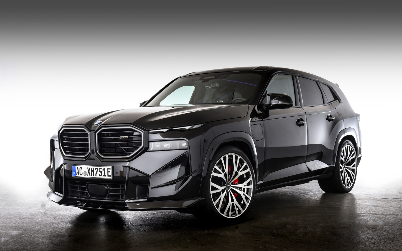 Черный автомобиль AC Schnitzer BMW XM 2024 года
