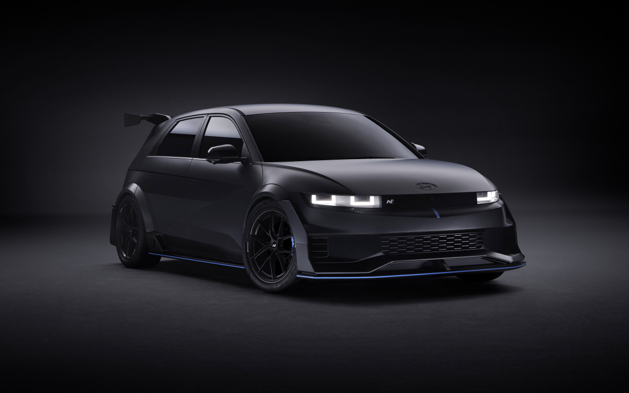 Вид спереди на Hyundai IONIQ 5 N NPX1 Concept 2024 года