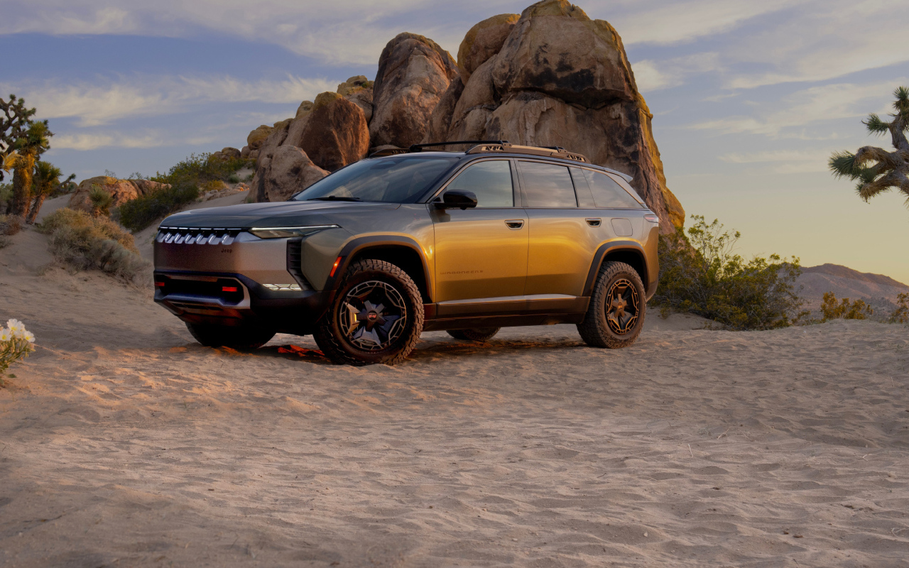 Внедорожник  Jeep Wagoneer S Trailhawk Concept 2024 в горах