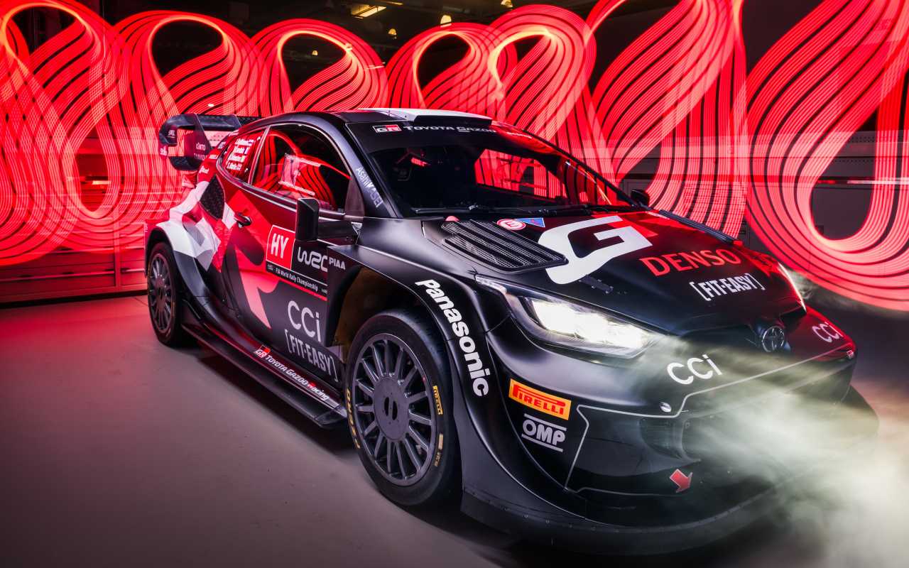 Спортивный автомобиль Toyota GR Yaris Rally1 Hybrid 2024 года