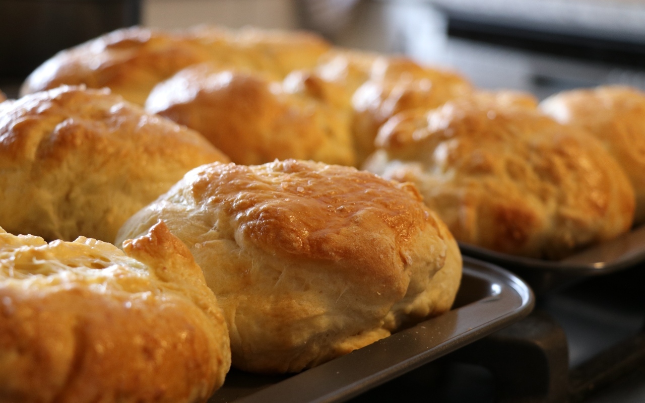 Свежие аппетитные булочки