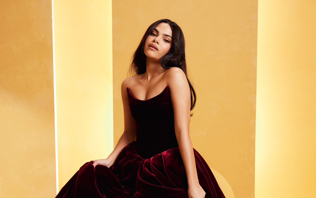 Молодая американская актриса Ариана Гринблатт