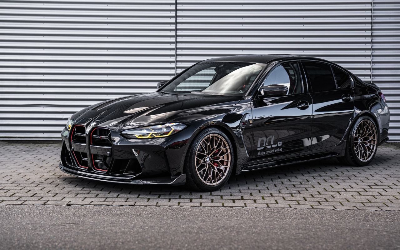 Черный автомобиль Dahler BMW M3 CS