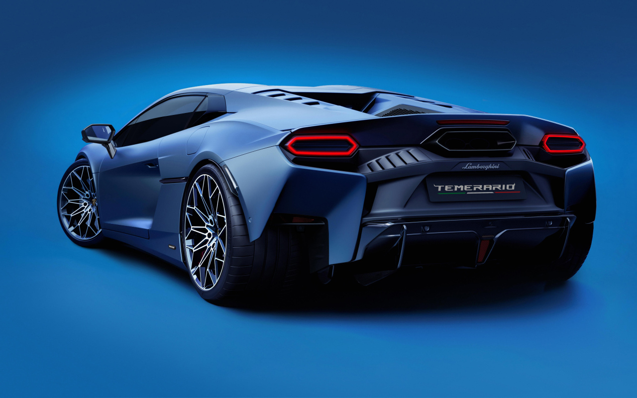 Автомобиль Lamborghini Temerario на синем фоне