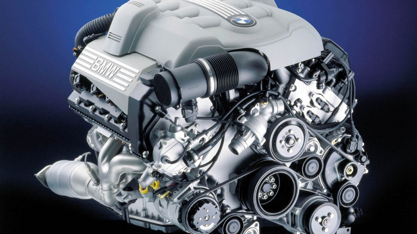 Двигатель автомобиля BMW