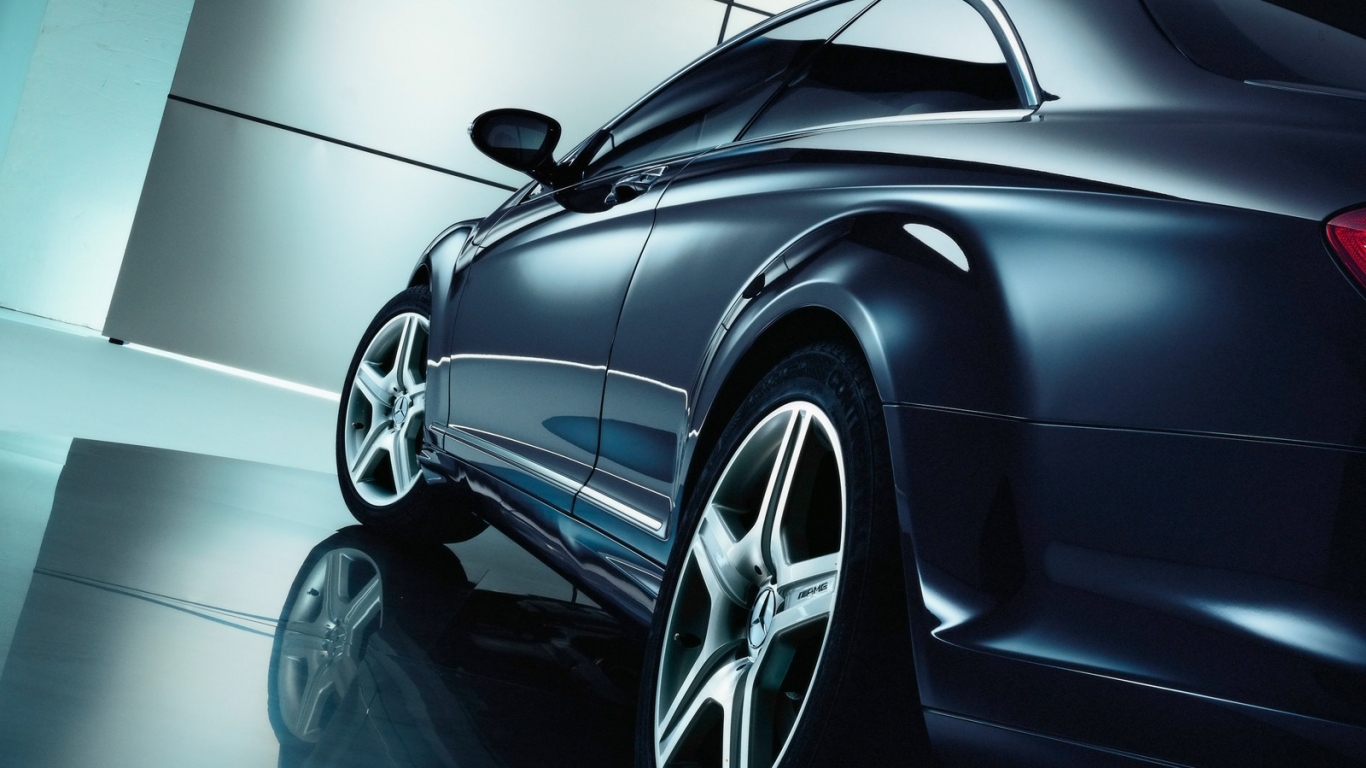 Автомобиль с женским именем Mercedes