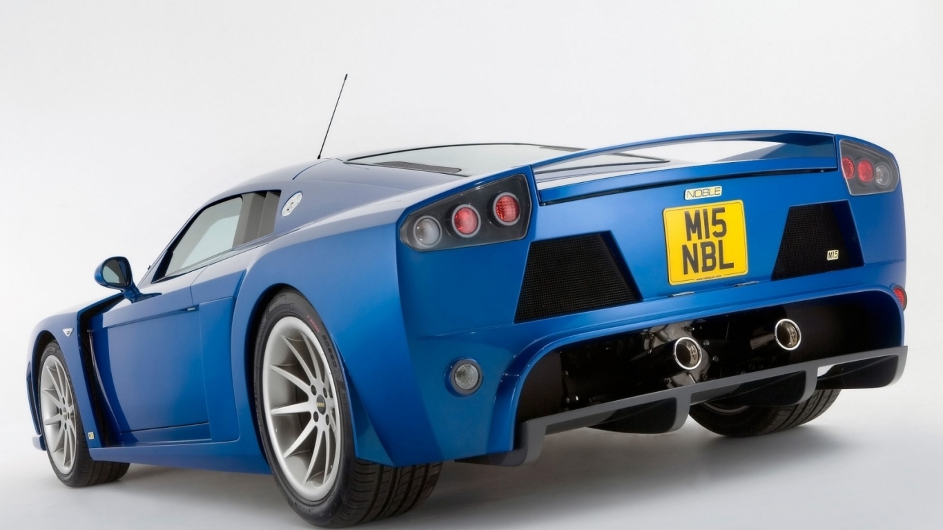 Спорткар Noble M15