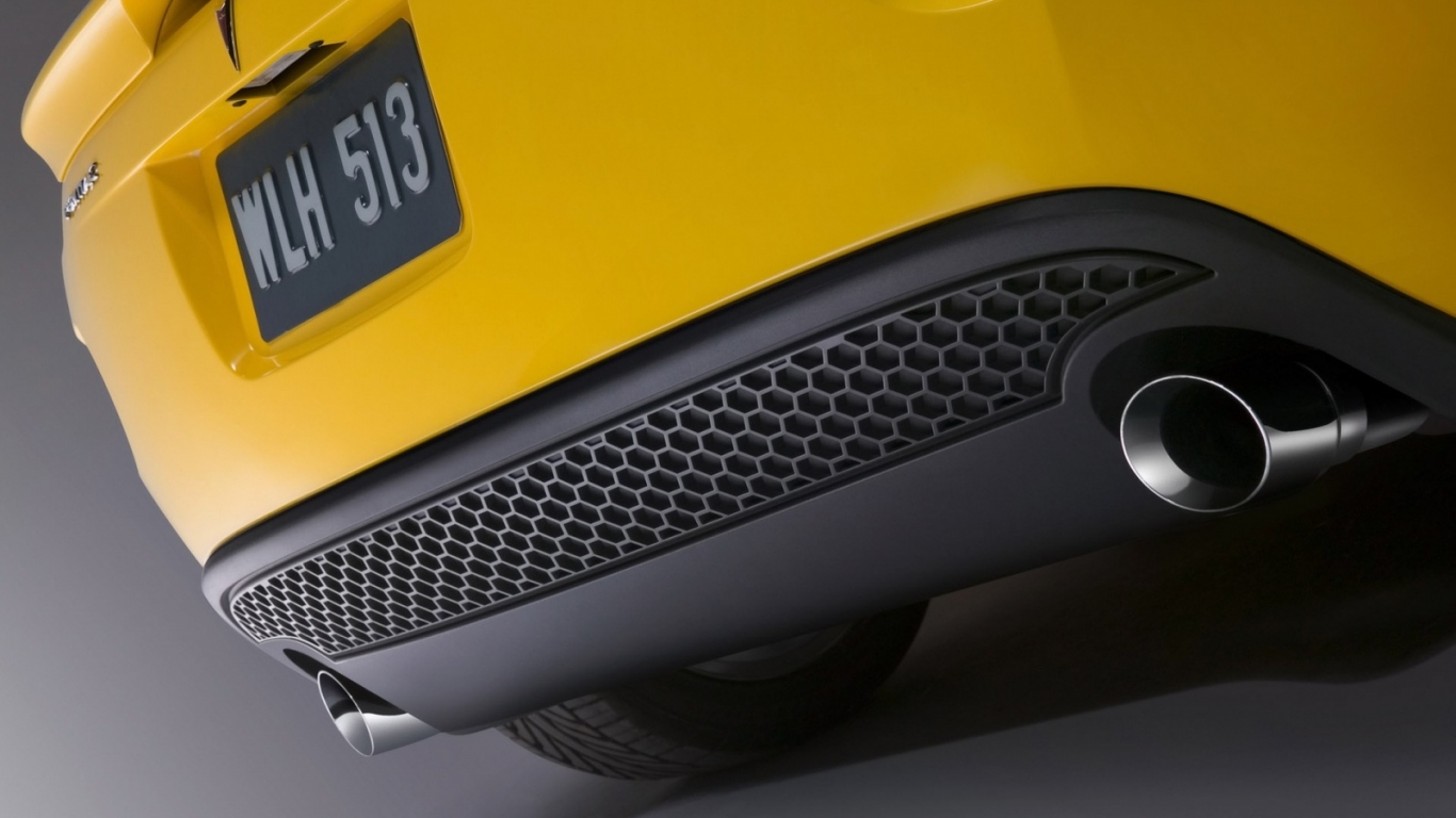 Pontiac Solstic вид снизу