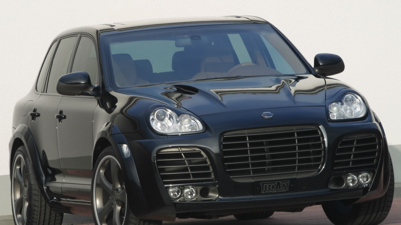 Огромный Porsche