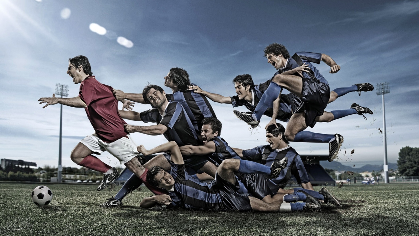 Драка за мяч / Футбол