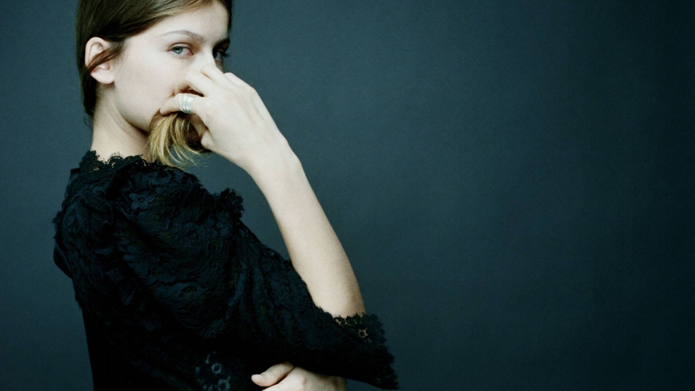 Летиция Мария Лаура Каста / Laetitia Casta