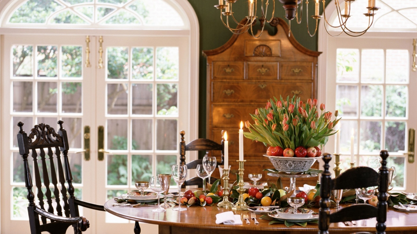 Столовая / Вид на сад