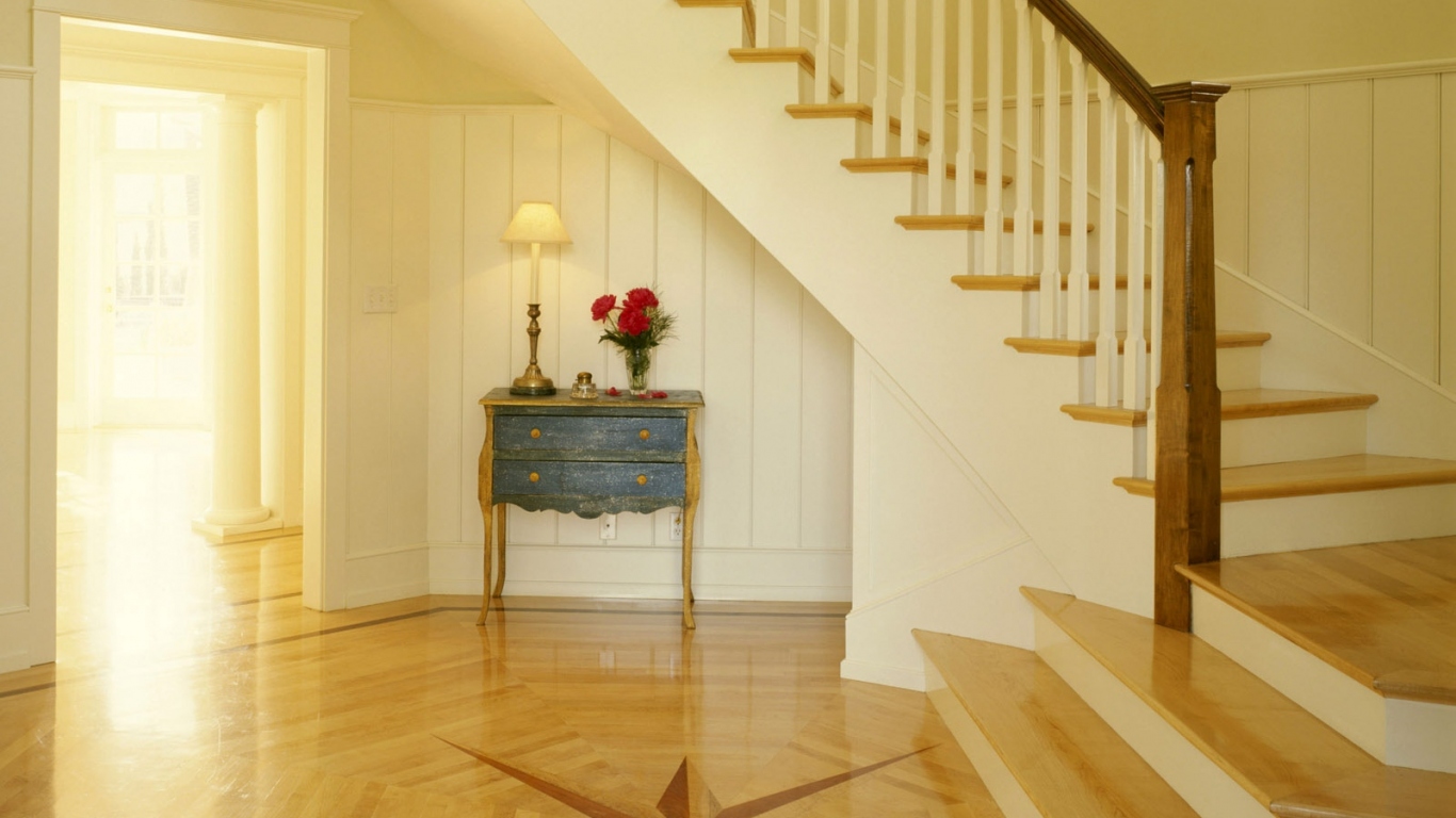 Комната с выходом на лестницу