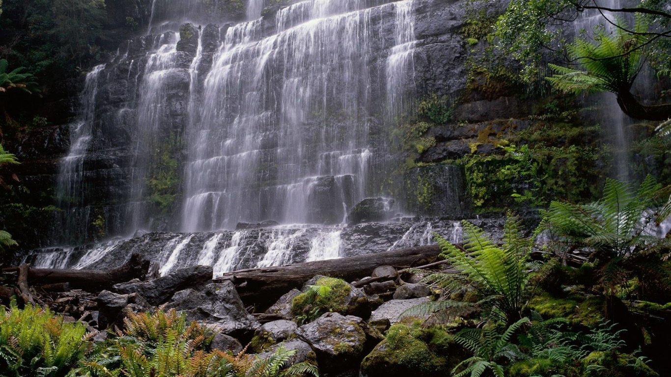 Водопад Рассел Фолс