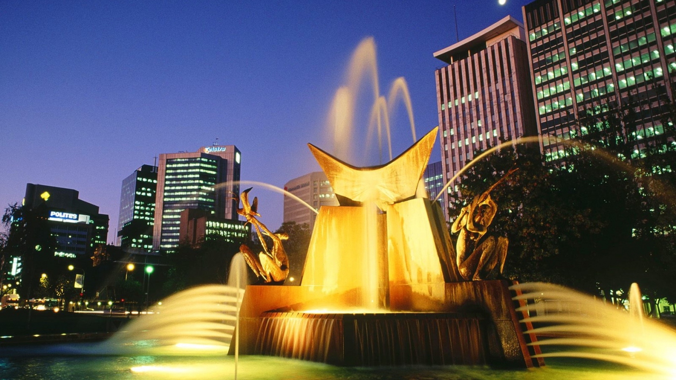 квадратный фонтан